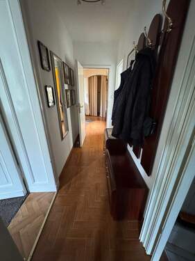 Flur - 3 Zimmer Etagenwohnung in Berlin