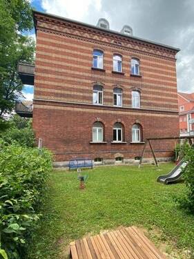 Spielplatz - Etagenwohnung mit 91,00 m² in Regensburg zur Miete