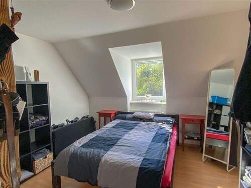Schlafzimmer - 2 Zimmer Etagenwohnung in Aurich