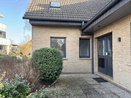 Eingang - 3 Zimmer Etagenwohnung zur Miete in Weyhe