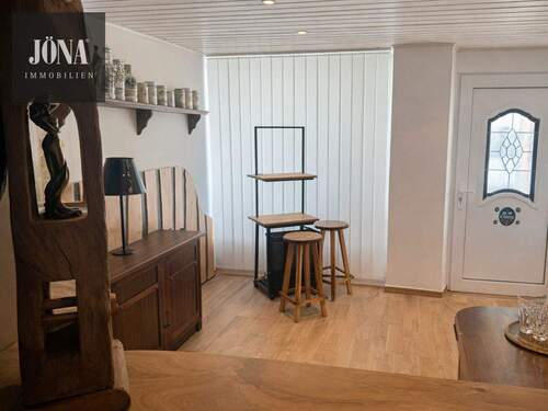 Eingangsbereich - 7 Zimmer Einfamilienhaus in Kulmbach