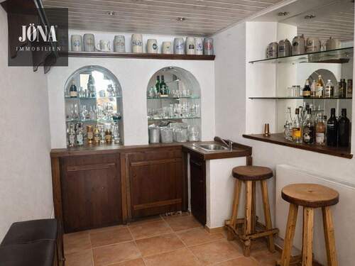 Eingangsbereich/Bar - Einfamilienhaus mit 153,00 m&sup2; in Kulmbach zum Kaufen