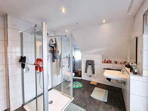 Badezimmer, Obergeschoss - 