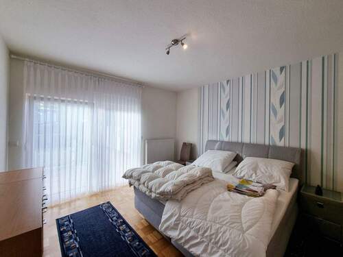 Schlafzimmer, Erdgeschoss - 