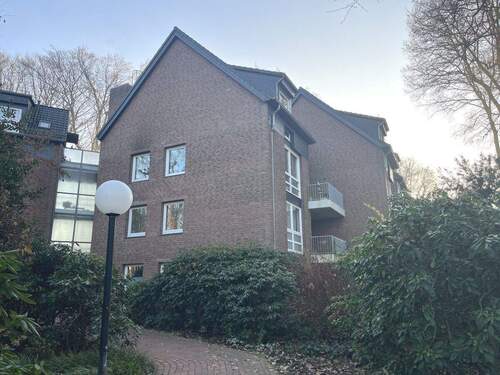 Bild 1 - PURNHAGEN-IMMOBILIEN - Eigentumswohnung in grüner Lage von St. Magnus mit Tiefgaragenstellplatz!