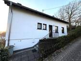 Hauseingang - Einfamilienhaus mit 185,00 m&sup2; in Saarbrücken zum Kaufen