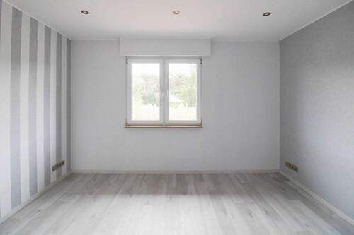 Zimmer - Bungalow mit 138,10 m&sup2; in Meppen zum Kaufen