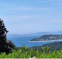 Meerblick: Grundstück zur Bebauung mit Planung - ruhig gelegen mit schöner Aussicht - La Croix Valmer