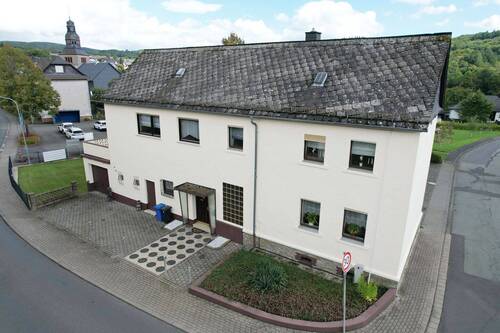 Titelbild - Gepflegt, großzügige, vielseitig - provisionsfrei