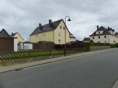 Hausansicht - Bezugsfreie 3- Raum-Eigentumswohnung in Mügeln zu verkaufen