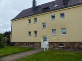 Hausansicht - 3 Zimmer Etagenwohnung zum Kaufen in Mügeln