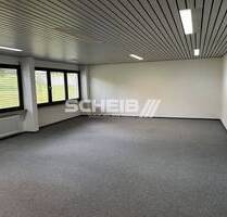 großzügiger Schulungsraum, 2 WCs, Parkplätze - Crailsheim