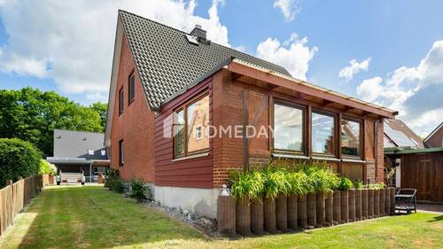 Außenansicht 2 - 7 Zimmer Einfamilienhaus zum Kaufen in Osterrönfeld