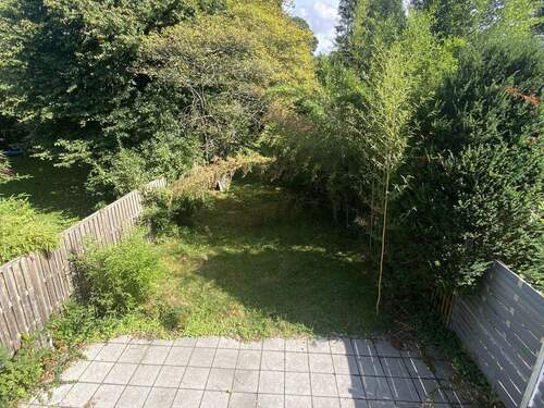 Aussicht vom Balkon - 4 Zimmer Mehrfamilienhaus, Wohnhaus in Bergisch Gladbach