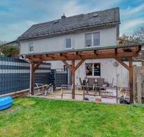 Umfangreich modernisiertes Einfamilienhaus mit Garten und Garage - provisionsfrei - Greifenstein / Allendorf