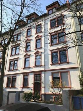 Außenaufnahme - Saniertes und aufgeteiltes Mehrfamilienhaus