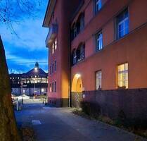 Historischer Charme trifft komfortablen Wohnkomfort - Maisonette-Wohnung mit Dachterrasse Berlin Mitte-Wedding