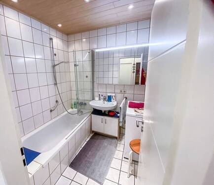 Badezimmer - Etagenwohnung mit 80,20 m&sup2; in Bayreuth / Meyernberg zum Kaufen