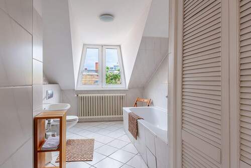 Wannenbad Ansicht 1 - 