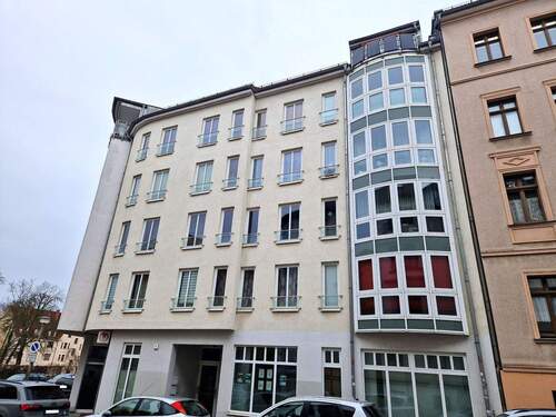 Hausansicht - 2 Zimmer Etagenwohnung in Halle (Saale)