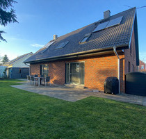 Moderne Immobilie mit Einliegerwohnung, hochwertiger Ausstattung und Energieeffizienzklasse A - Markranstädt Großlehna