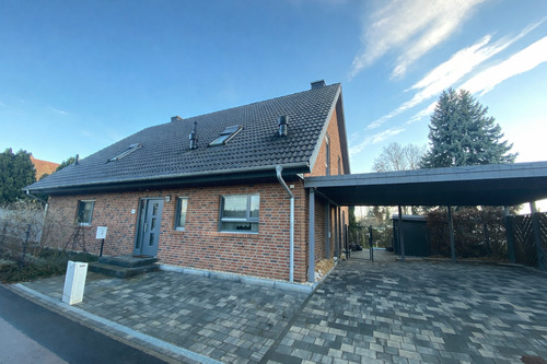 Hausansicht - 7 Zimmer Einfamilienhaus zum Kaufen in Markranstädt