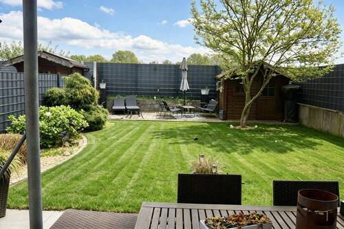 Garten mit Terrasse - 