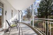 großzügiger Balkon - 