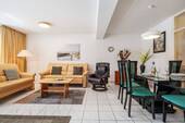 großzügiges Wohn-/ Esszimmer - 