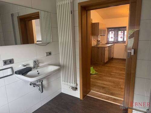 Badezimmer - 2 Zimmer Etagenwohnung zur Miete in Plattling