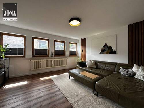 Wohnung (li) DG - 
