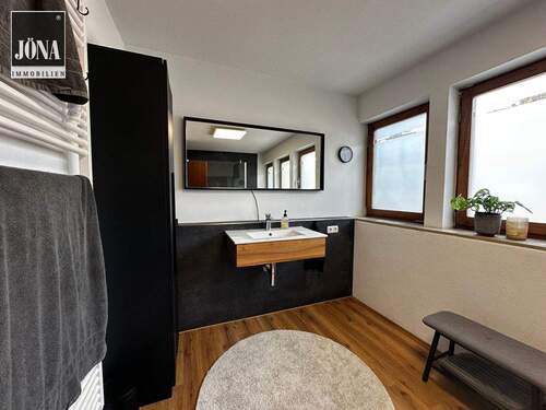 Wohnung (li) DG - 