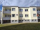 Rückseite - Charmante 3-Zimmer-Wohnung mit Balkon Schloß Neuhaius