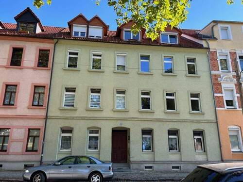 01 Hausansicht.jpg - W3321 - Single Wohnung - frisch renoviert