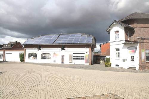 Ansicht Werkhalle - 4 Zimmer Mehrfamilienhaus, Wohnhaus zum Kaufen in Gangelt