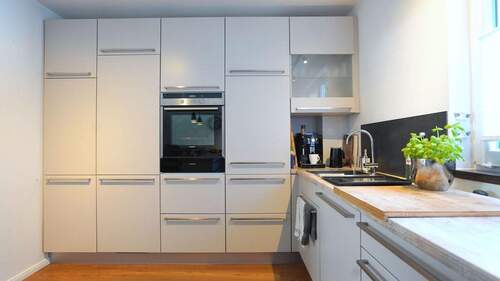 ... verfügt über alle wichtigen Geräte ... - 4 Zimmer Doppelhaushälfte in Hamburg