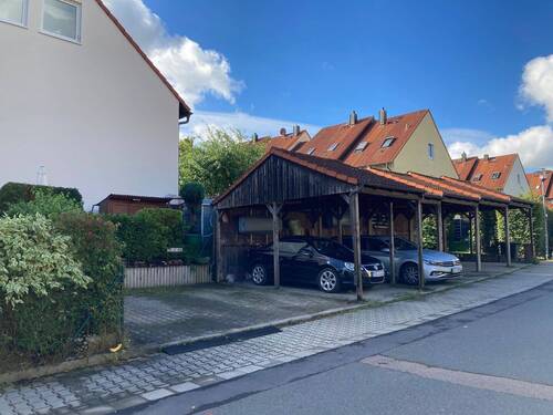 Stellplatzansicht.JPG - Mehrfamilienhaus, Wohnhaus mit 271,30 m&sup2; in Bannewitz zum Kaufen