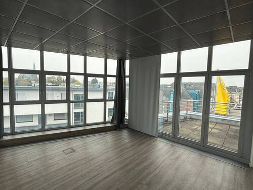 Zimmer 1.jpeg - Attraktive Wohnung in bester Innenstadtlage am Markt in Heinsberg