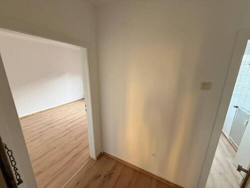 Flur - Etagenwohnung mit 55,00 m&sup2; in Gelsenkirchen zur Miete