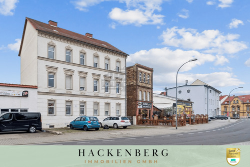 Titelbild - Mehrfamilienhaus in Delitzsch: Sichere Einnahmen & spannende Ausbaureserven