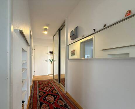 Flur - Etagenwohnung mit 64,00 m&sup2; in Stuttgart / Birkach zur Miete