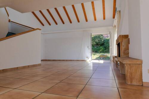 Wohnzimmer mit Kamin - 