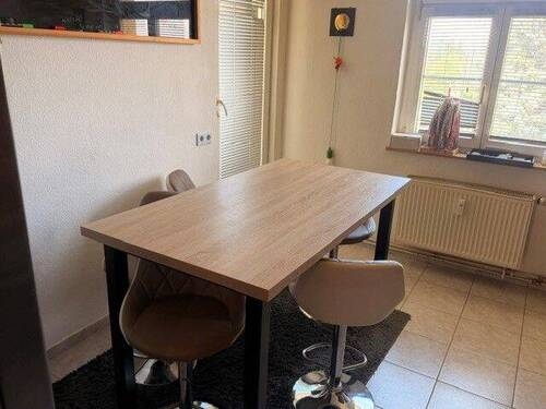 Küchentisch - Etagenwohnung mit 68,50 m&sup2; in Heidenau zur Miete