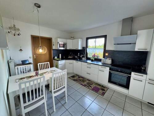 Küche - 7 Zimmer Einfamilienhaus in Erfurt