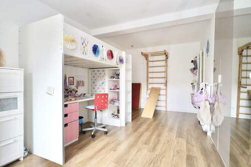 3. Schlaf-/ Kinderzimmer Ansicht 1 - 