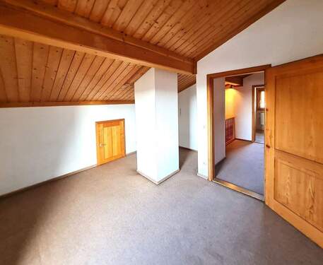 Zimmer DG mit Balkon nach Westen - 