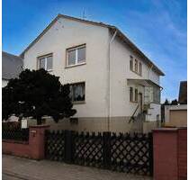 Viel Platz zum Wohlfühlen - Zweifamilienhaus mit großem Garten in ruhiger Lage - Erzhausen