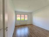 Wohnzimmer - SINGLEWOHNUNG im ERDGESCHOSS - 293,00&nbsp;EUR Kaltmiete, ca.&nbsp; 50,40&nbsp;m&sup2;&nbsp;Wohnfl&auml;che
