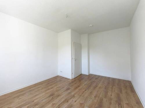 Schlafzimmer (2) - Etagenwohnung mit 50,40 m&sup2; in Kitzscher zur Miete