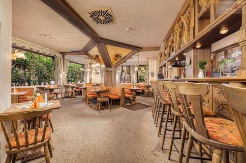 Restaurant - 